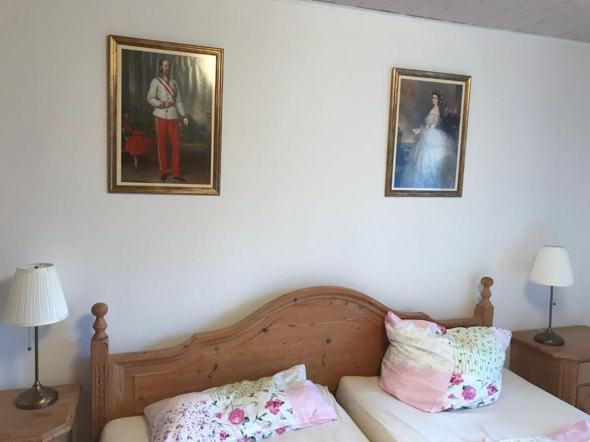 Cosy Apartment Bad Ischl In Quiet Residential Area - Newly Renovated Eksteriør billede