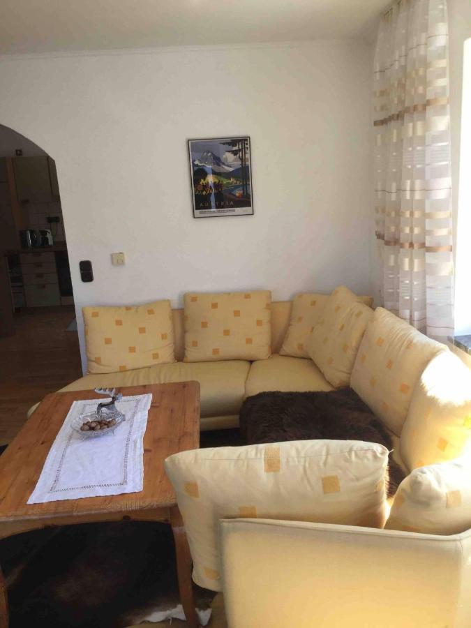 Cosy Apartment Bad Ischl In Quiet Residential Area - Newly Renovated Eksteriør billede